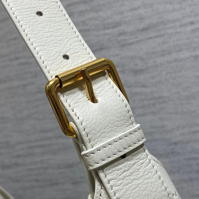 DIOR 25S VOYAGE BAG 34 IN IVORY FLAT MACROCANNAGE GRAINED CALFSKIN