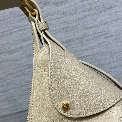 DIOR 25S SMALL VOYAGE BAG 23 IN POWDER BEIGE FLAT MACROCANNAGE GRAINED CALFSKIN