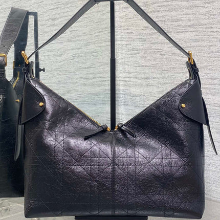 DIOR 25S VOYAGE BAG 34 IN BLACK FLAT MACROCANNAGE GRAINED GLOSSY CALFSKIN
