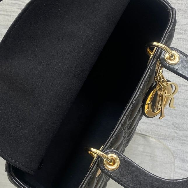 DIOR 25S MEDIUM LADY BAG 24 IN BLACK CALFSKIN GOLD HARDWARE