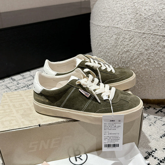 SOUL STAR SNEAKERS IN KELP GREEN SUEDE WHITE HEEL TAB