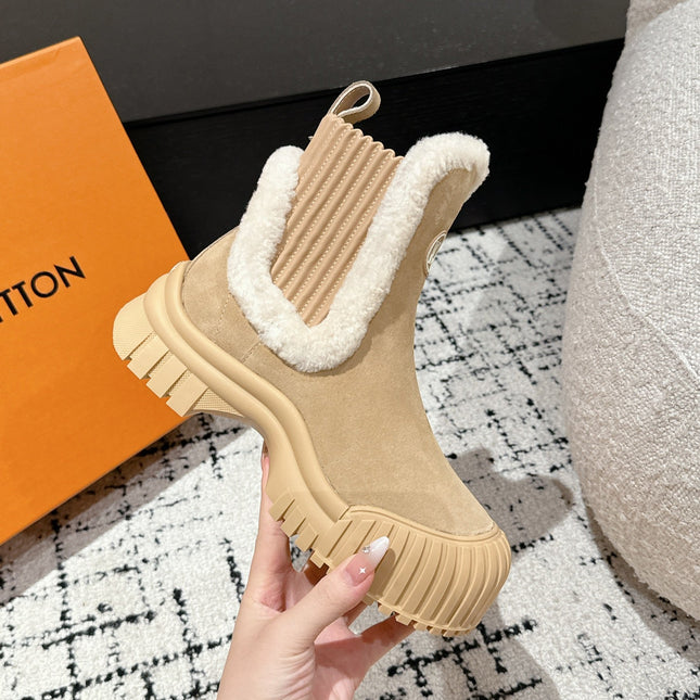 RUBY FLAT ANKLE BOOT IN TORTILLA BROWN SUEDE WITH WHITE SHEARLING
