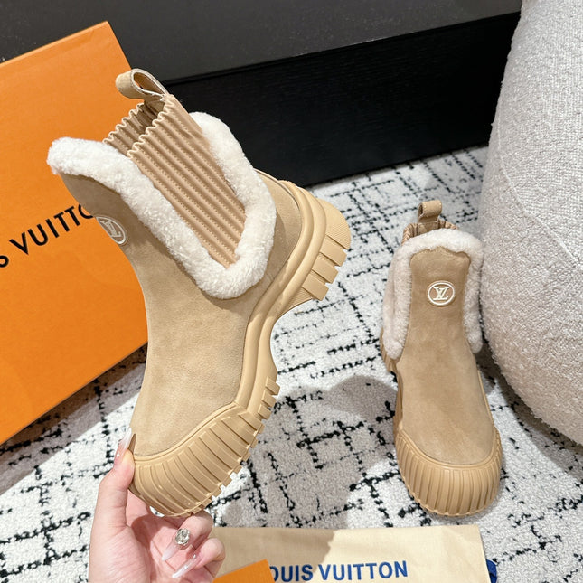 RUBY FLAT ANKLE BOOT IN TORTILLA BROWN SUEDE WITH WHITE SHEARLING