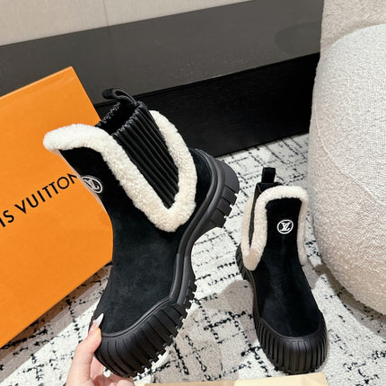 RUBY FLAT ANKLE BOOT IN BLACK SUEDE WITH WHITE SHEARLING