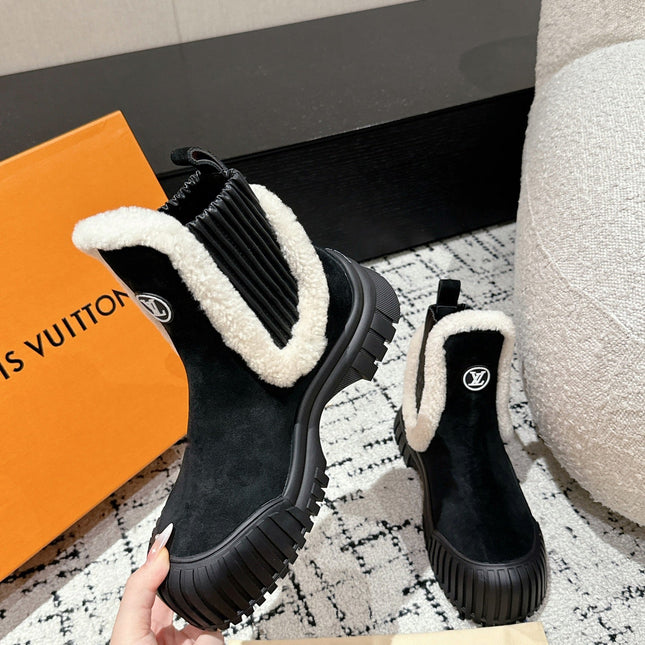 RUBY FLAT ANKLE BOOT IN BLACK SUEDE WITH WHITE SHEARLING