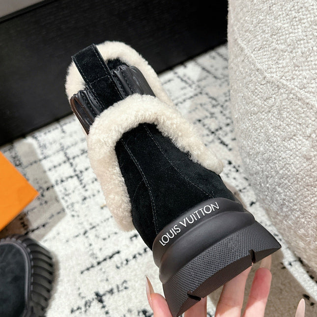 RUBY FLAT ANKLE BOOT IN BLACK SUEDE WITH WHITE SHEARLING