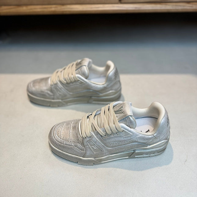 LV MEN'S LUXURY DESIGNER SPORTS SILVER SNEAKERS