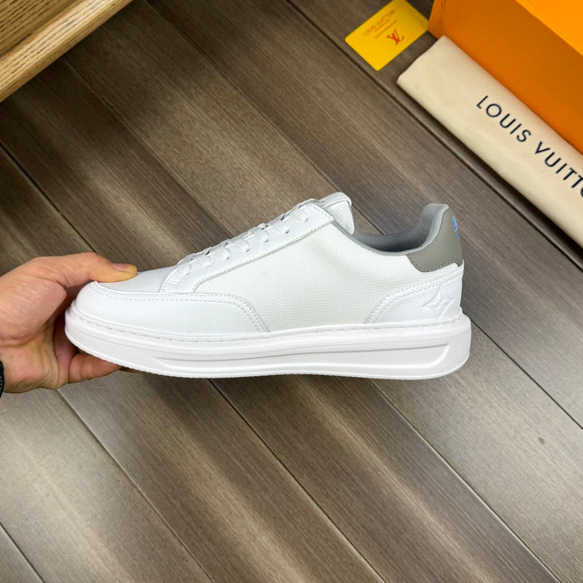 LV TRAINER SNEAKER WHITE MIX GREY CALFSKIN AND BREATHABLE FABRIC