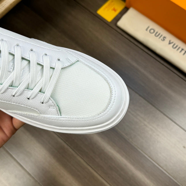 LV TRAINER SNEAKER WHITE MIX GREEN CALFSKIN AND BREATHABLE FABRIC