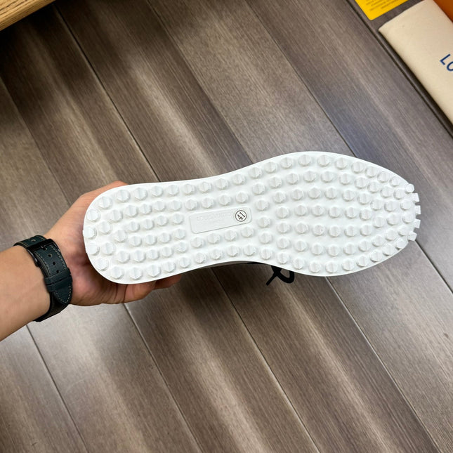 LV SNEAKERS IN BLACK MESH BREATHABLE FABRIC AND WHITE CALFSKIN