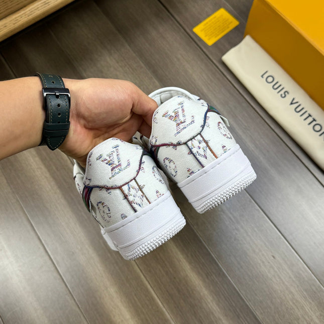 LV SNEAKER WHITE MONOGRAM CANVAS