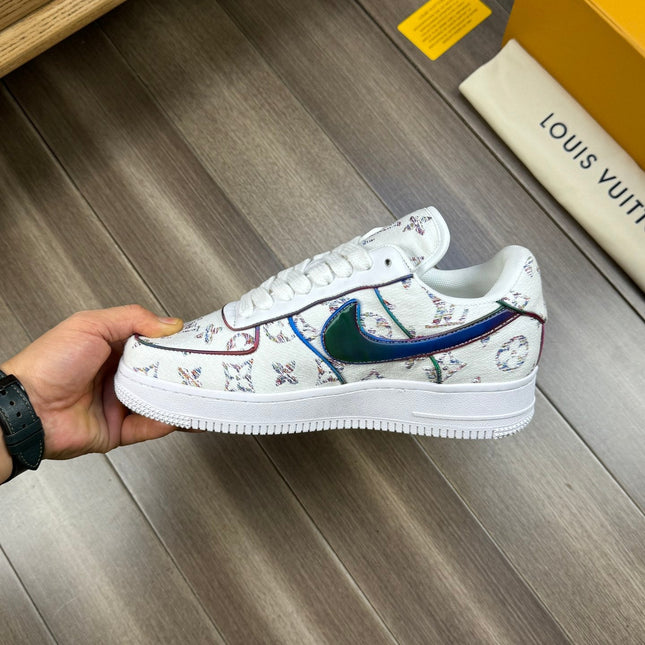 LV SNEAKER WHITE MONOGRAM CANVAS