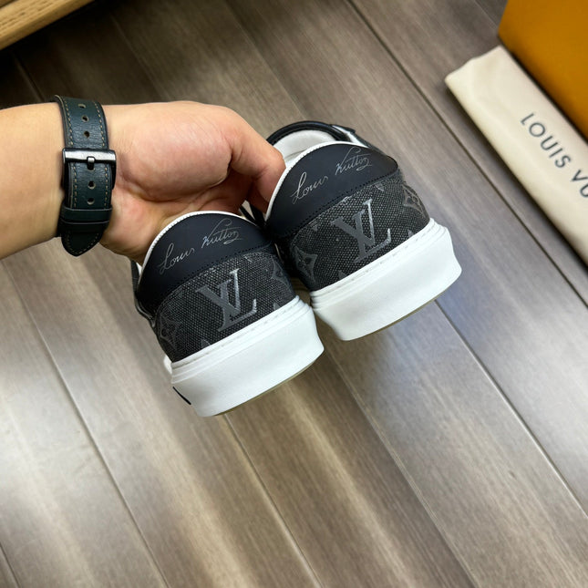 LV TRAINER SNEAKER IN BLACK MONOGRAM DENIM