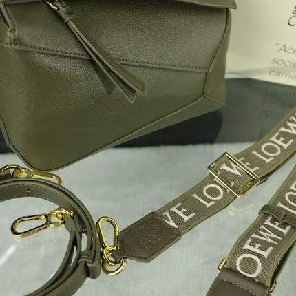 LOE MINI PUZZLE 23 BAG IN DARK OLIVE GREEN CALFSKIN
