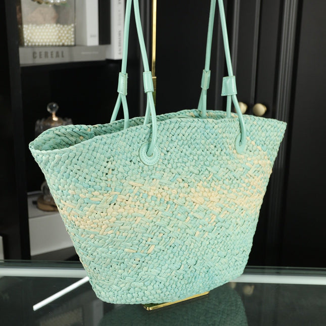 LOE SMALL ANAGRAM BASKET 28 BAG IN LIGHT BLUE IRACA PALM AND CALFSKIN