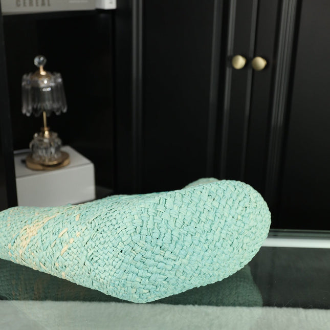 LOE SMALL ANAGRAM BASKET 28 BAG IN LIGHT BLUE IRACA PALM AND CALFSKIN