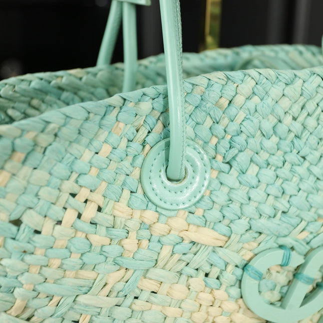 LOE SMALL ANAGRAM BASKET 28 BAG IN LIGHT BLUE IRACA PALM AND CALFSKIN