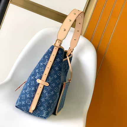 CARRYALL MM 39 IN BLUE MONOGRAM DENIM