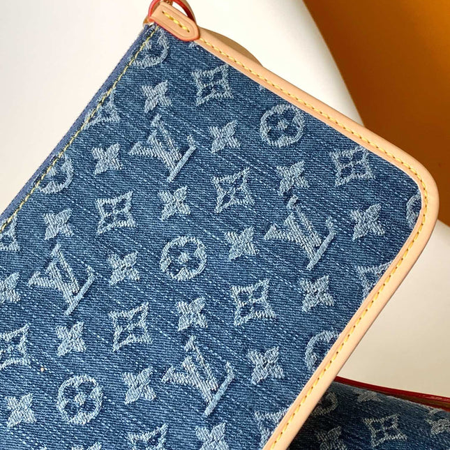 CARRYALL MM 39 IN BLUE MONOGRAM DENIM