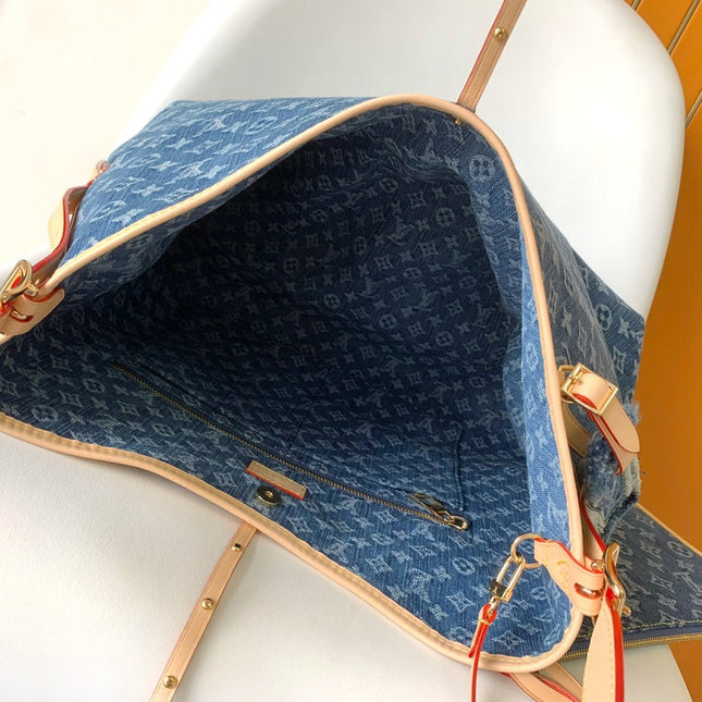 CARRYALL MM 39 IN BLUE MONOGRAM DENIM