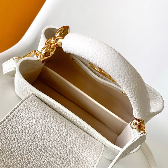 CAPUCINES EAST-WEST MINI 21 IN WHITE TAURILLON LEATHER GOLD-TONE HARDWARE