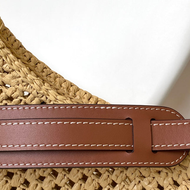 CROISSANT 25 IN NATURAL RAFFIA AND BROWN CALFSKIN TRIM