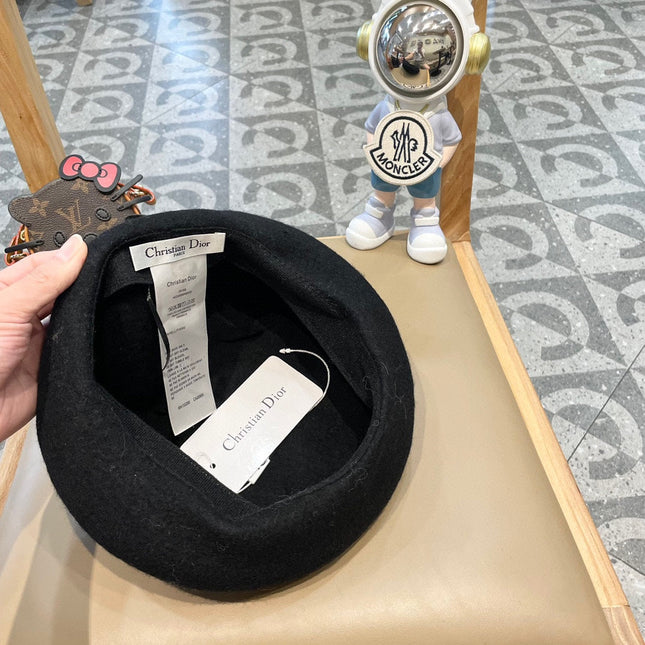 AUSTRALIAN BERET HAT IN BLACK WOOL FELT 431718