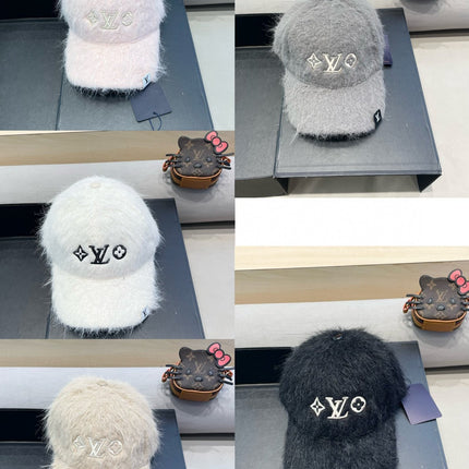 BASEBALL CAP IN BEIGE RABBIT FUR 434938