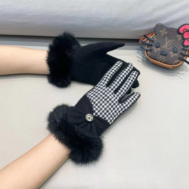 GLOVES WITH BOW IN BLACK MIX WHITE WOOL AND RABBIT FUR 453759