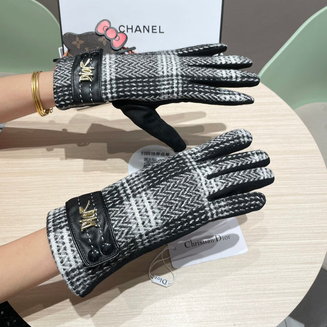 GLOVES IN BLACK MIX WHITE WOOL 463806