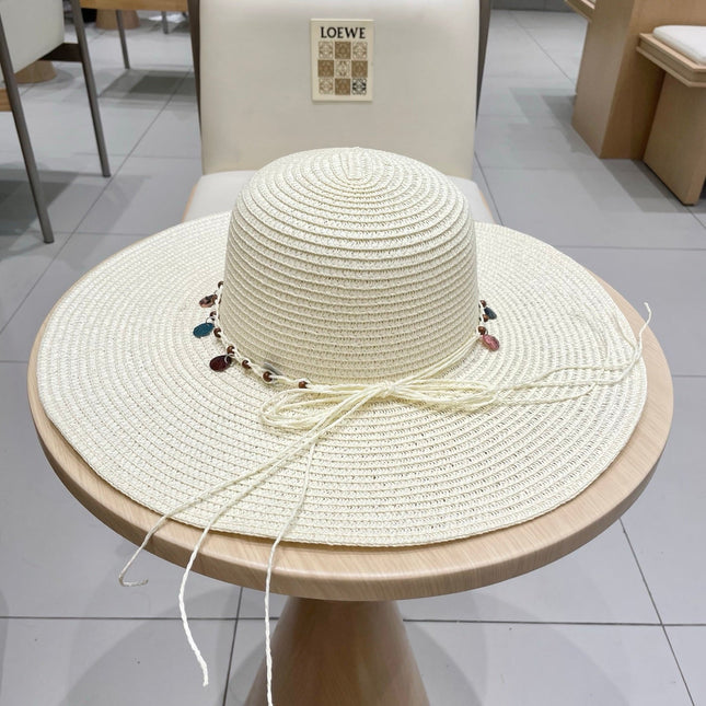 WIDE BRIM HAT MODEL 652186 IN WHITE WOVEN STRAW