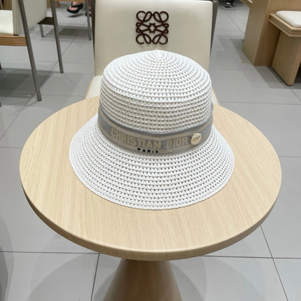 BUCKET HAT 57 CM IN WHITE RAFFIA 653740
