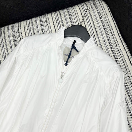 MONCLER ZIP-UP JACKET WITH STAND COLLAR IN WHITE 267977