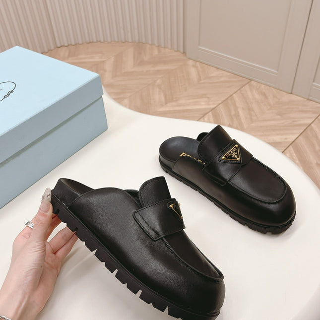 PRA SABOTS MULES BLACK CALFSKIN