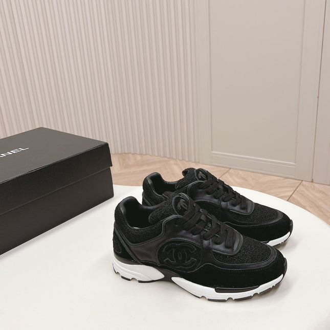 TRAINERS IN BLACK SUEDE AND CALFSKIN