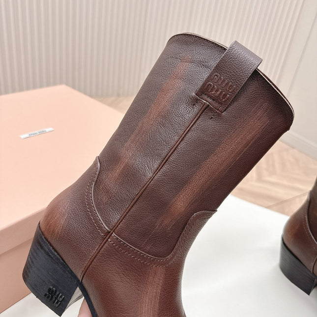 POINTED TOE BOOTS IN COCOA BROWN CALFSKIN