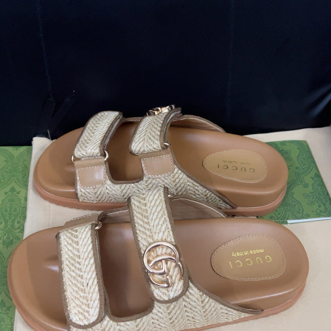 GG SANDAL WITH DOUBLE G CARAMEL CALFSKIN
