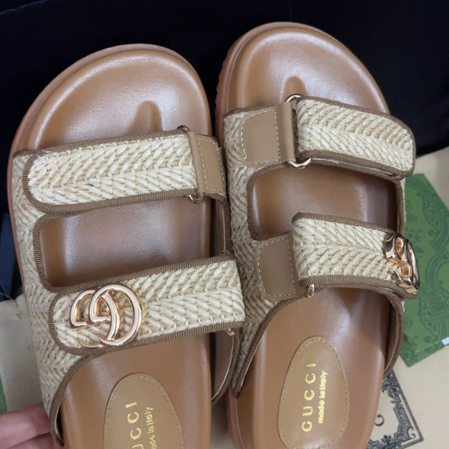 GG SANDAL WITH DOUBLE G CARAMEL CALFSKIN