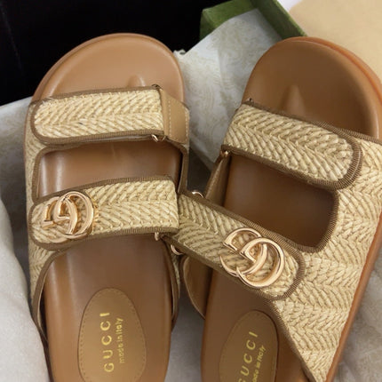 GG SANDAL WITH DOUBLE G CARAMEL CALFSKIN
