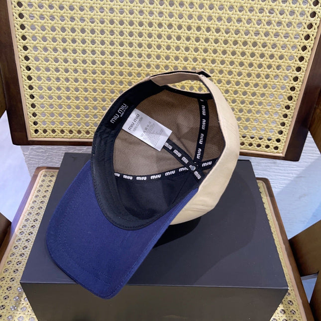 MM BASEBALL CAP IN LIGHT BEIGE AND NAVY BLUE FABRIC WITH LOGO EMBROIDERY