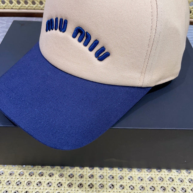 MM BASEBALL CAP IN LIGHT BEIGE AND NAVY BLUE FABRIC WITH LOGO EMBROIDERY