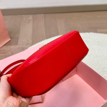 HOBO 22 BAG IN CHERRY RED CALFSKIN