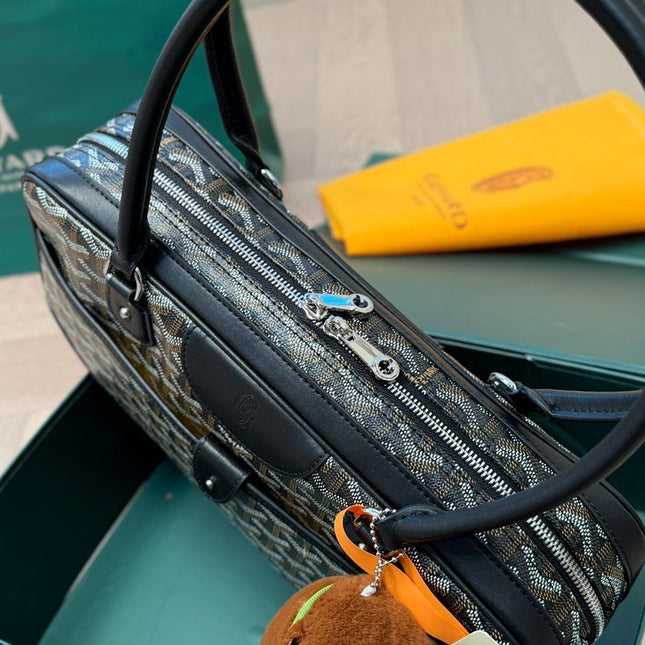 SAINT MARTIN BAG 34 IN BLACK GOYARDINE CANVAS AND CALFSKIN