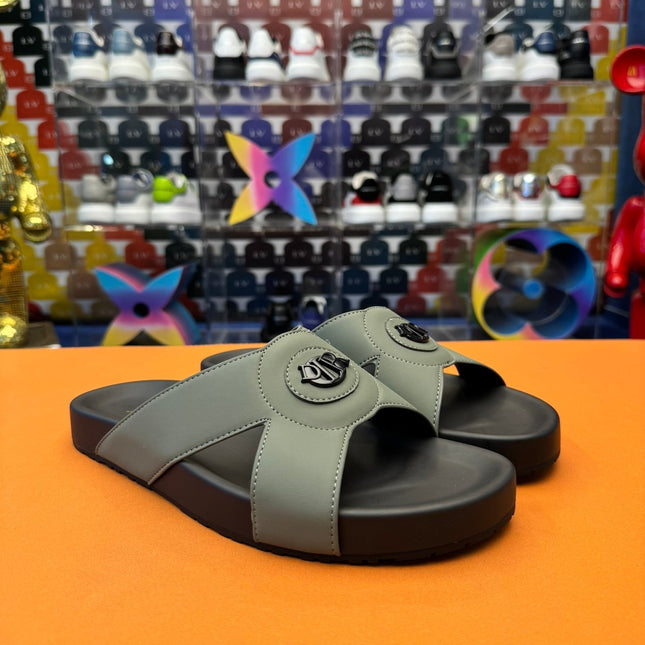 CD CIRCLE SLIPPER SAGE COLOR CALFSKIN