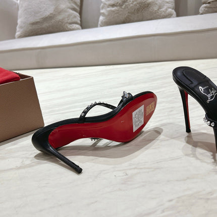 CRYSTAL GLITTER CRISS-CROSS STRAP SANDALS IN BLACK CALFSKIN