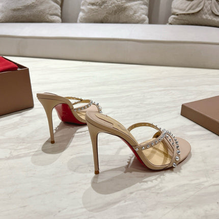 CRYSTAL GLITTER CRISS-CROSS STRAP SANDALS IN BEIGE CALFSKIN