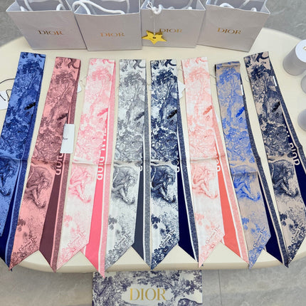 DIOR TWILLY 100 CM IN SILK 714365