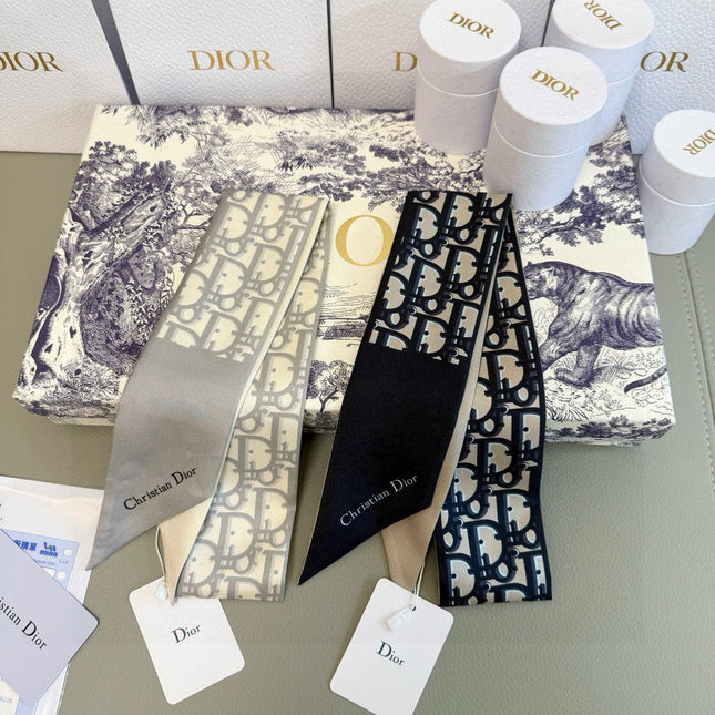 DIOR TWILLY 100 CM IN SILK 714358
