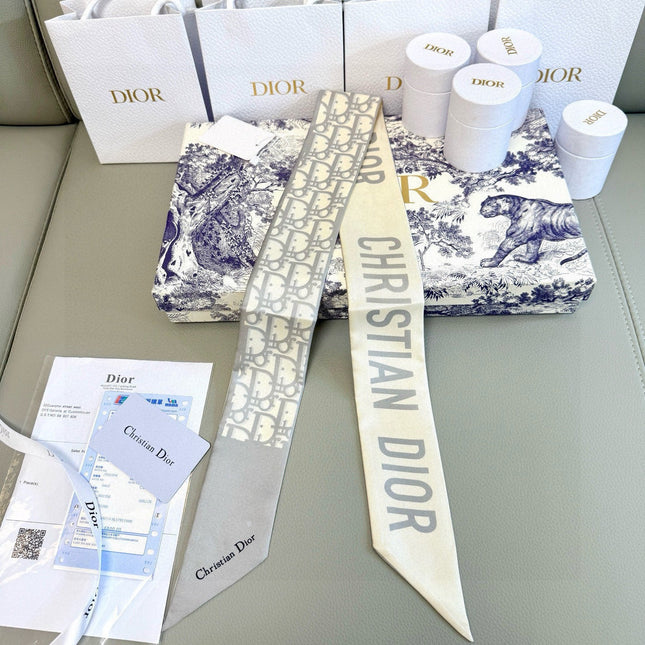 DIOR TWILLY 100 CM IN SILK 714358