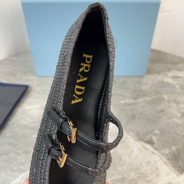 PRADA 25S BALLET FLAT IN BLACK RAFFIA AND CALFSKIN